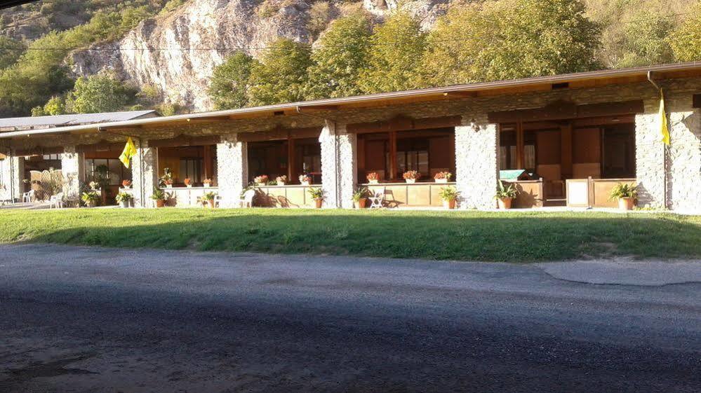 Agriturismo San Giuliano Dei Fratelli Giai Susa Exterior photo