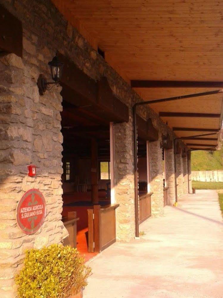 Agriturismo San Giuliano Dei Fratelli Giai Susa Exterior photo